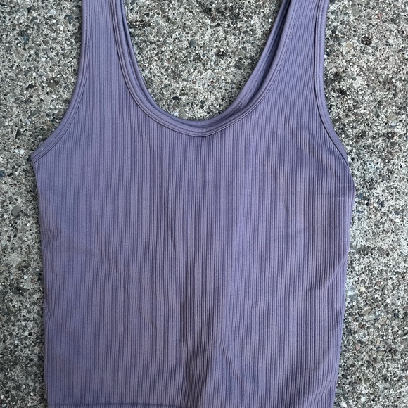 Purple tank top size xs - Picture 2 of 3